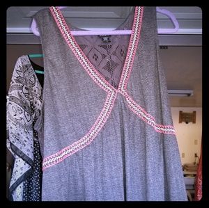 Grey sleeveless lace back tunic top